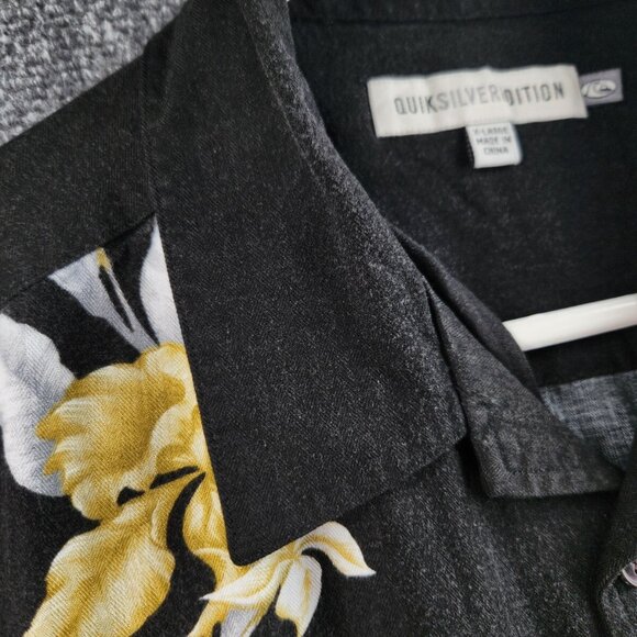 Quiksilver Edition XL Black Green Floral Button Up Shirt Short Sleeve SOFT RAYON - Picture 8 of 16